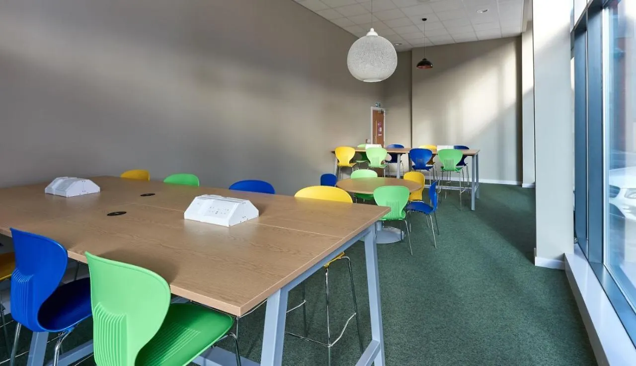 Ensuite Bedrooms With Shared Kitchen At The Elements Located In Sheffield For Students Only 0*,